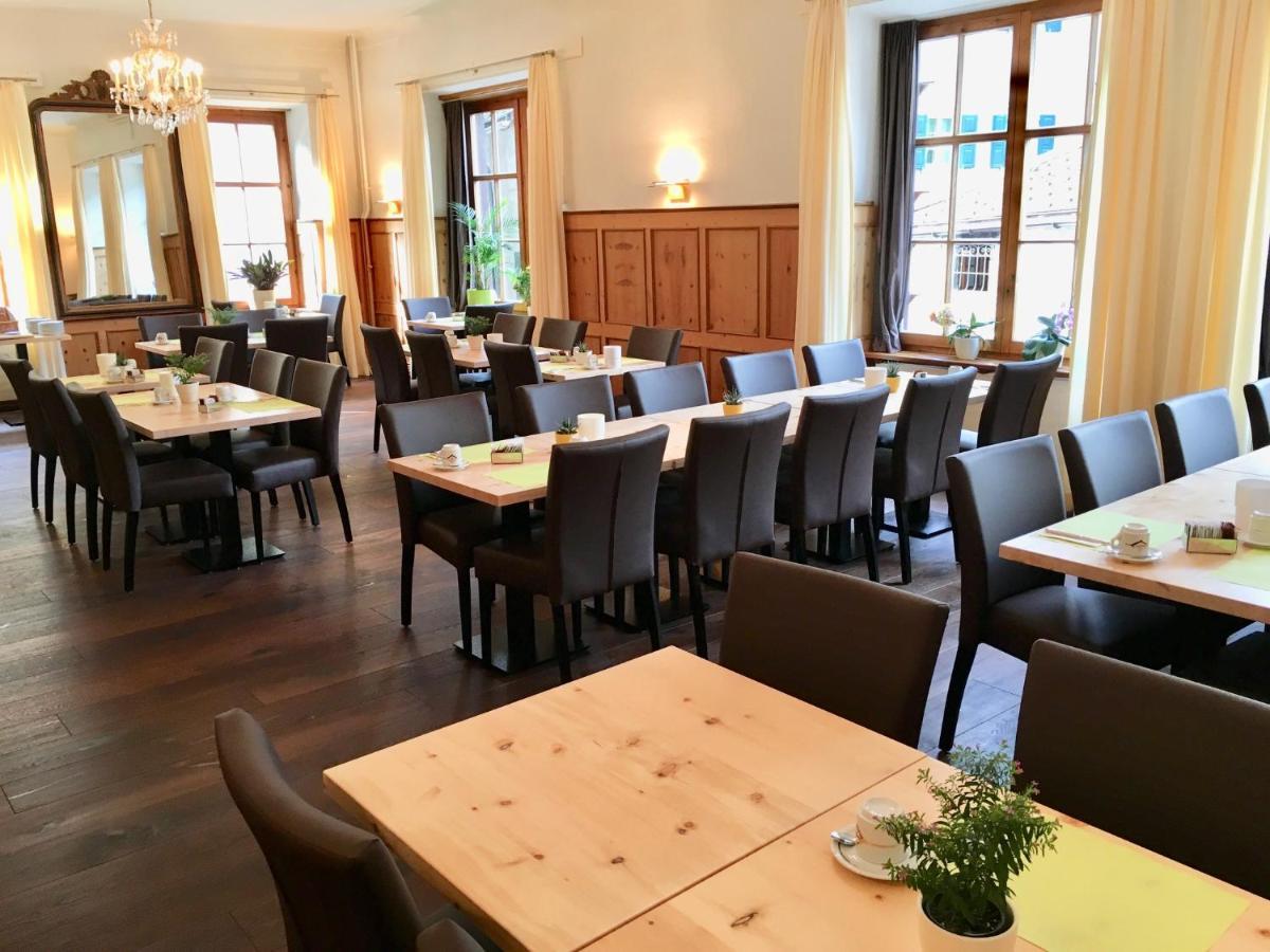Hotel Weisses Kreuz Bergün Zewnętrze zdjęcie