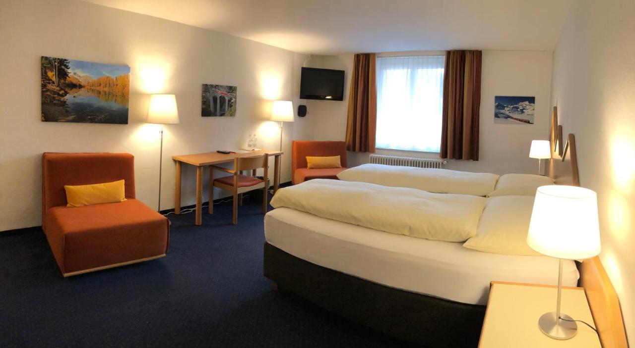 Hotel Weisses Kreuz Bergün Zewnętrze zdjęcie