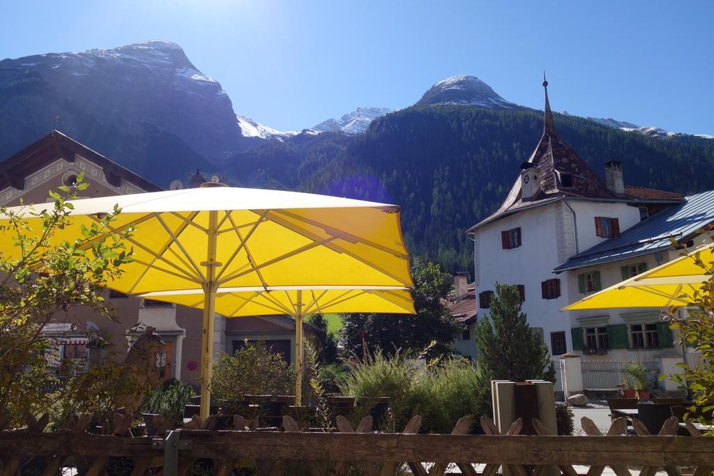 Hotel Weisses Kreuz Bergün Zewnętrze zdjęcie
